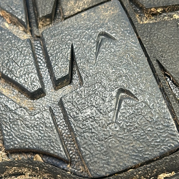 Keen waterproof Newport sandals almost new - Picture 8 of 11